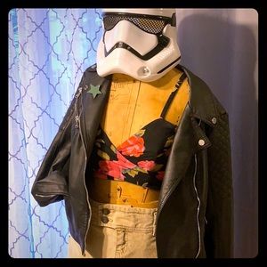 Urban Outfitters crop top